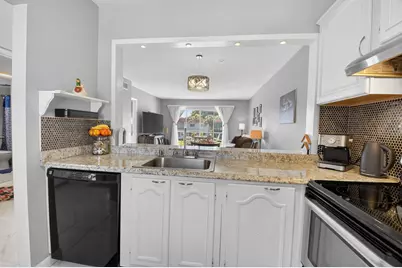 33 Abbey Lane #207, Delray Beach, FL 33446 - Photo 10