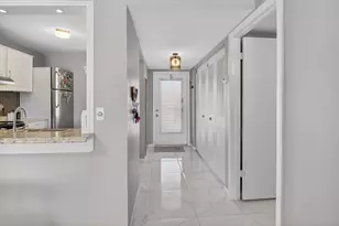 33 Abbey Ln, Delray Beach, FL 33446 - Photo 4