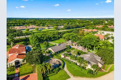 14911 Equestrian Way, Wellington, FL 33414 - Photo 10