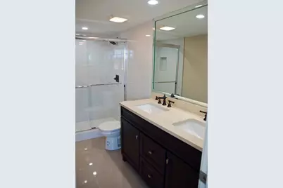 301 Croton Avenue #406, Lantana, FL 33462 - Photo 6