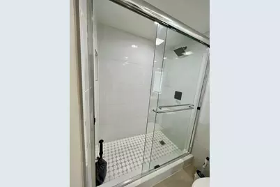 301 Croton Avenue #406, Lantana, FL 33462 - Photo 8