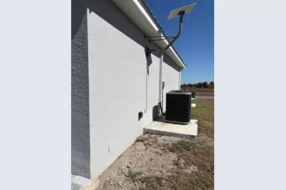9019 S Castle Circle, Labelle, FL 33935 - Photo 20