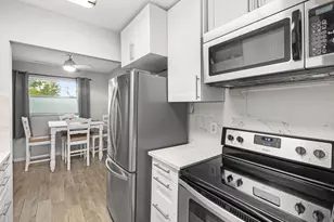 10772 La Placida Dr, Coral Springs, FL 33065 - Photo 6