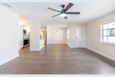 114 S Lakeside Drive #116, Lake Worth Beach, FL 33460 - Photo 10