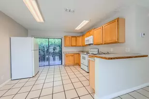 2028 Major Dr, West Palm Beach, FL 33415 - Photo 4