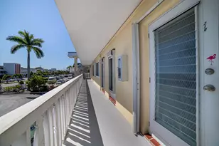 101 Doolen Ct, North Palm Beach, FL 33408 - Photo 8