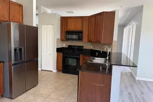 333 Berenger Walk, Royal Palm Beach, FL 33414 - Photo 8