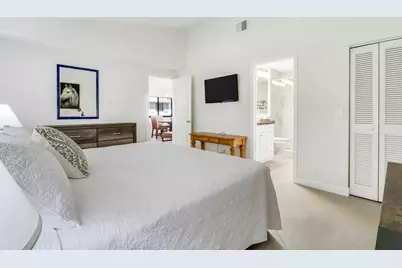 825 Club Drive, Palm Beach Gardens, FL 33418 - Photo 10