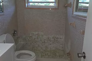 101 NW 188 Street St, Miami, FL 33169 - Photo 20