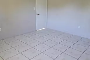 101 NW 188 Street St, Miami, FL 33169 - Photo 12