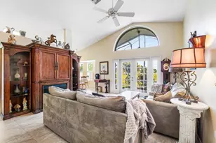 2730 Linkside Dr, Wellington, FL 33414 - Photo 4