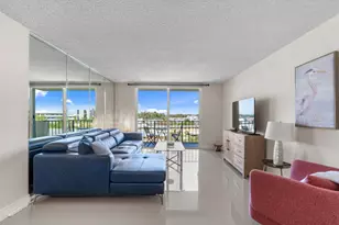 1009 N Ocean Blvd, Pompano Beach, FL 33062 - Photo 4