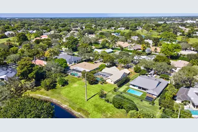 2910 Banyan Boulevard Circle NW, Boca Raton, FL 33431 - Photo 10