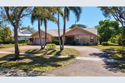 2910 Banyan Boulevard Circle NW, Boca Raton, FL 33431 - Photo 2