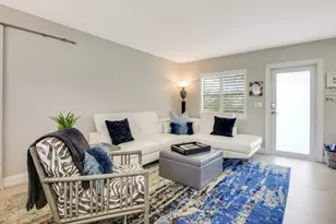 100 Venetian Dr, Delray Beach, FL 33483 - Photo 6