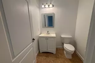 2555 Creekside Dr, Fort Pierce, FL 34981 - Photo 8