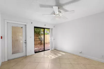 600 Executive Center Drive #111, West Palm Beach, FL 33401 - Photo 4