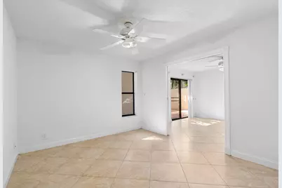 600 Executive Center Drive #111, West Palm Beach, FL 33401 - Photo 14