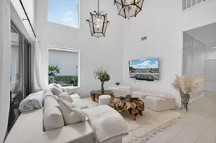 639 Masters Way, Palm Beach Gardens, FL 33418 - Photo 8