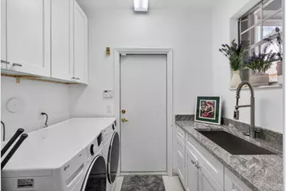 639 Masters Way, Palm Beach Gardens, FL 33418 - Photo 16