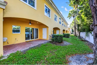 5856 Erik Way, Greenacres, FL 33463 - Photo 22