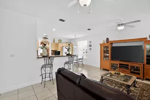 16613 NW 77th Path, Miami Lakes, FL 33016 - Photo 12