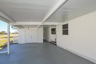 3217 Scarlet Tanager Ct, Port Saint Lucie, FL 34952 - Photo 2