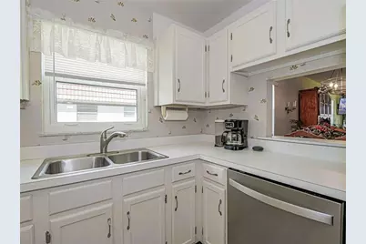 1 Vista Palm Lane #207, Vero Beach, FL 32962 - Photo 8