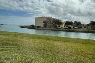 5 Harbour Isle Dr E, Fort Pierce, FL 34949 - Photo 8