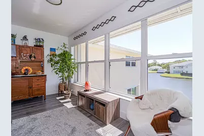 675 W Lake Jasmine Circle #206, Vero Beach, FL 32962 - Photo 4