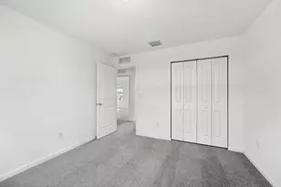 10436 NW Suncrest Loop, Port Saint Lucie, FL 34987 - Photo 18