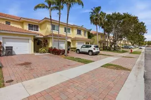 1218 Imperial Lake Rd, West Palm Beach, FL 33413 - Photo 2