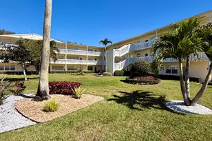 166 Dorset D, Boca Raton, FL 33434 - Photo 6