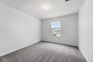 10461 NW Suncrest Loop, Port Saint Lucie, FL 34987 - Photo 18