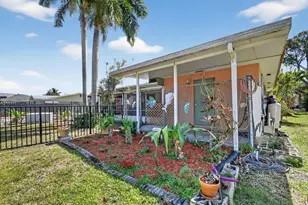 2449 Gertrude Dr, Lake Worth, FL 33462 - Photo 14