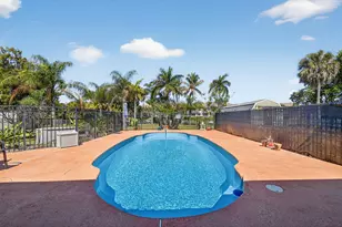 2449 Gertrude Dr, Lake Worth, FL 33462 - Photo 38