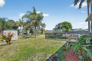 2449 Gertrude Dr, Lake Worth, FL 33462 - Photo 44