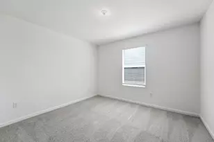 10485 NW Suncrest Loop, Port Saint Lucie, FL 34987 - Photo 18