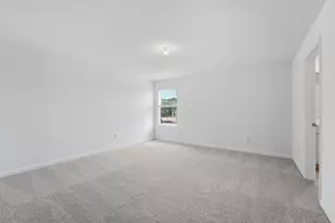 10485 NW Suncrest Loop, Port Saint Lucie, FL 34987 - Photo 10