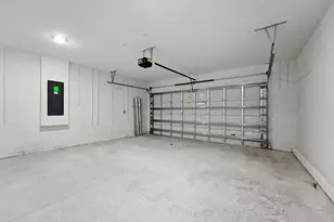 10485 NW Suncrest Loop, Port Saint Lucie, FL 34987 - Photo 22