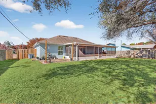 1011 SE Euclid Ln, Port Saint Lucie, FL 34983 - Photo 32