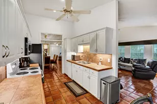 10303 N Andover Coach Ln, Lake Worth Beach, FL 33449 - Photo 14