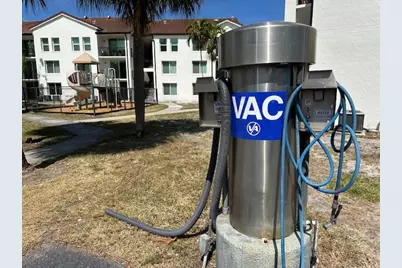 401 Villa Circle, Boynton Beach, FL 33435 - Photo 44