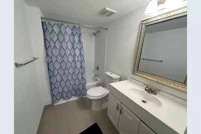 401 Villa Circle, Boynton Beach, FL 33435 - Photo 18