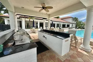 401 Villa Cir, Boynton Beach, FL 33435 - Photo 16