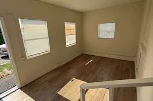 917 W 7th St, Riviera Beach, FL 33404 - Photo 6