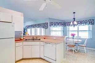 424 Holly Dr, Sebring, FL 33876 - Photo 6