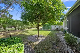 9078 Bay Point Cir, West Palm Beach, FL 33411 - Photo 24