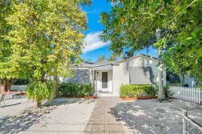 11 SW 4th Street, Delray Beach, FL 33444 - Photo 1
