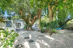 11 SW 4th St, Delray Beach, FL 33444 - Photo 24